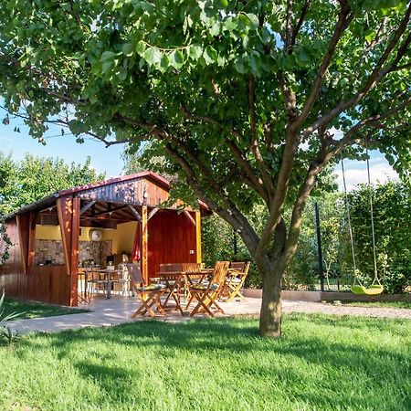 Hotel Vila Jean Bart à Mangalia Extérieur photo