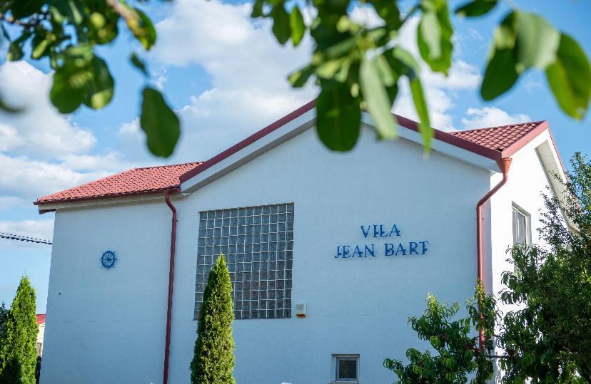Hotel Vila Jean Bart à Mangalia Extérieur photo