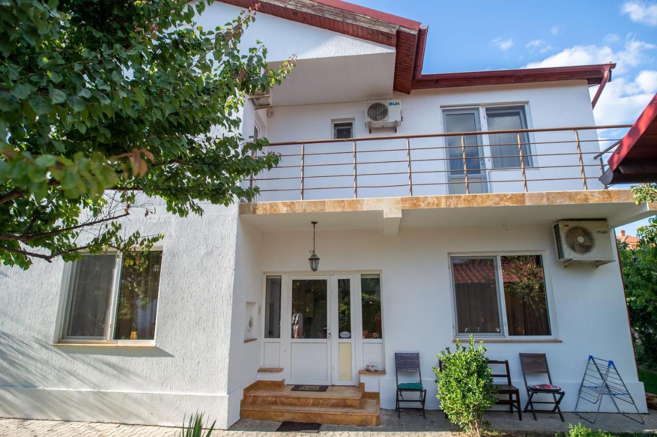 Hotel Vila Jean Bart à Mangalia Extérieur photo